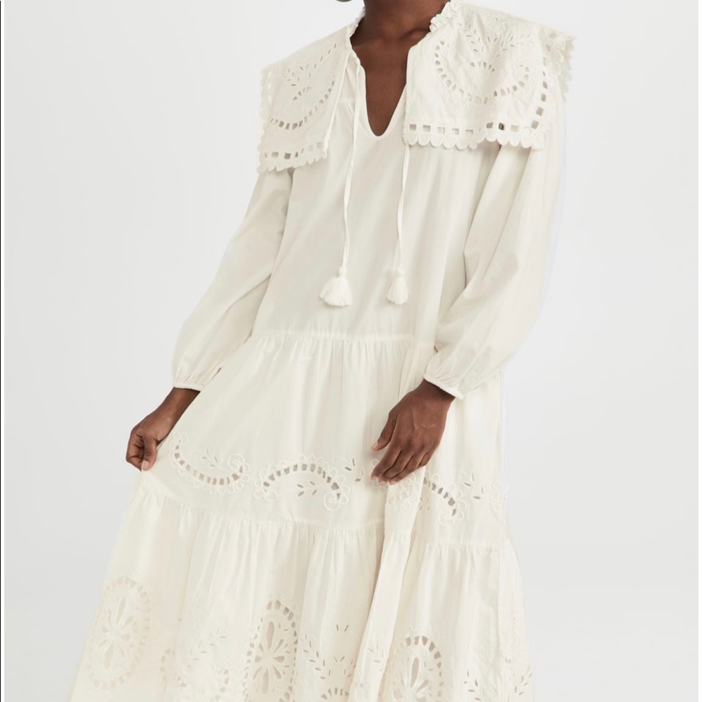 Santos Eyelet Dress, long sleeve beautiful embroidered - Picture 4 of 16